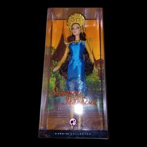 Sumatra Indonesia Barbie Doll Dolls of the World Asia Pink Label 2007 Mattel